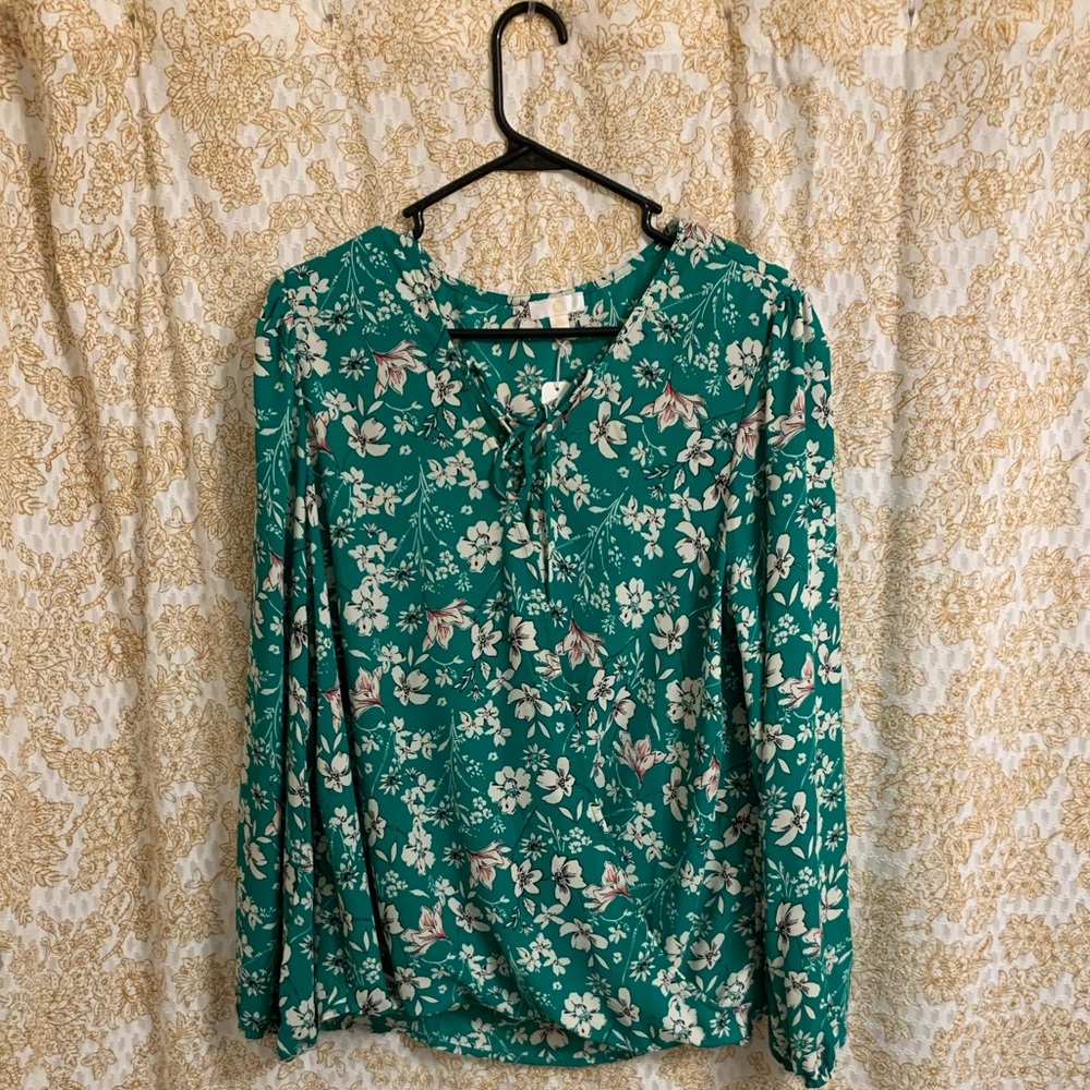 Long Sleeve Green Floral Wrap Top